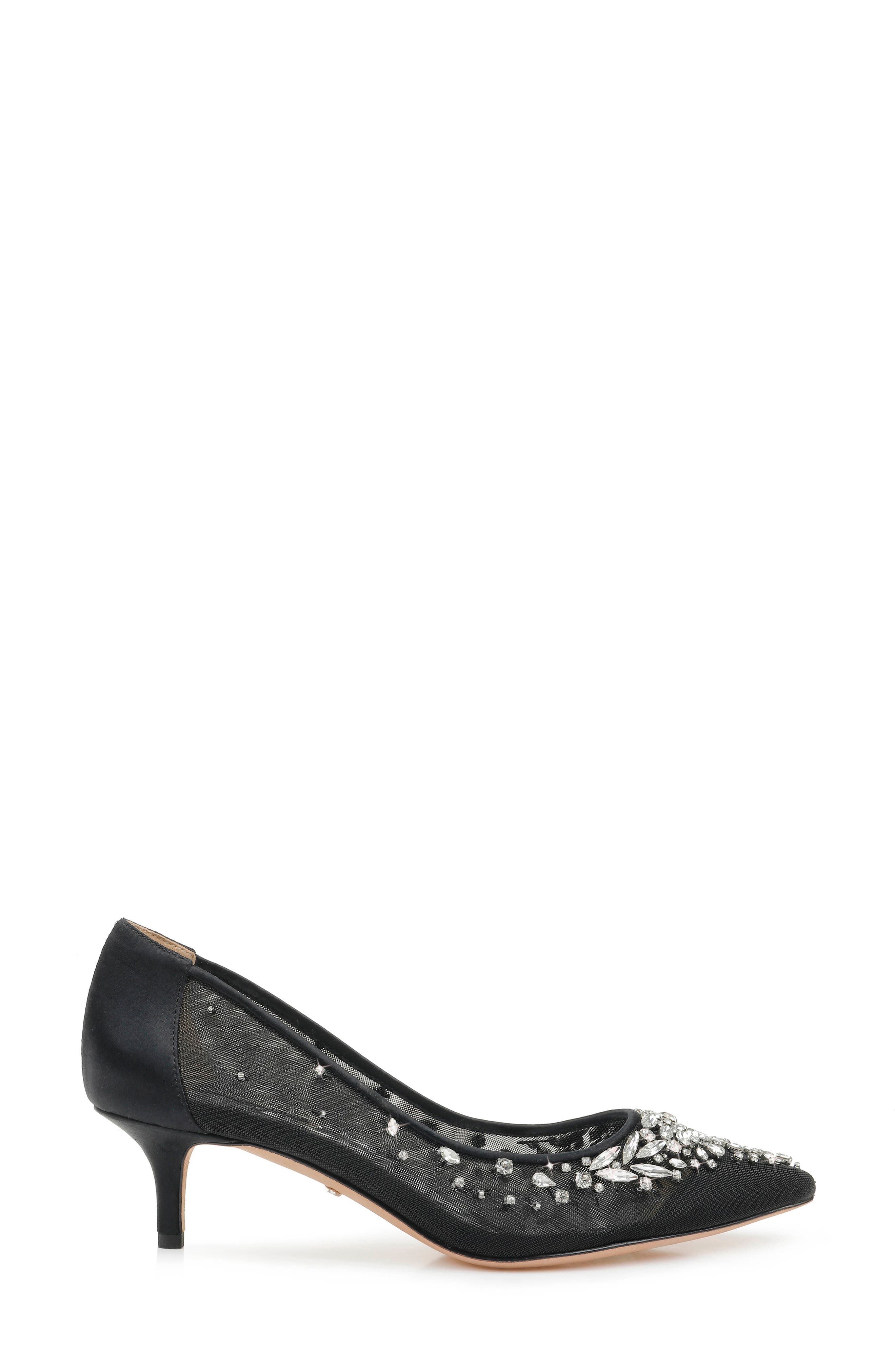 badgley mischka onyx kitten heel pump