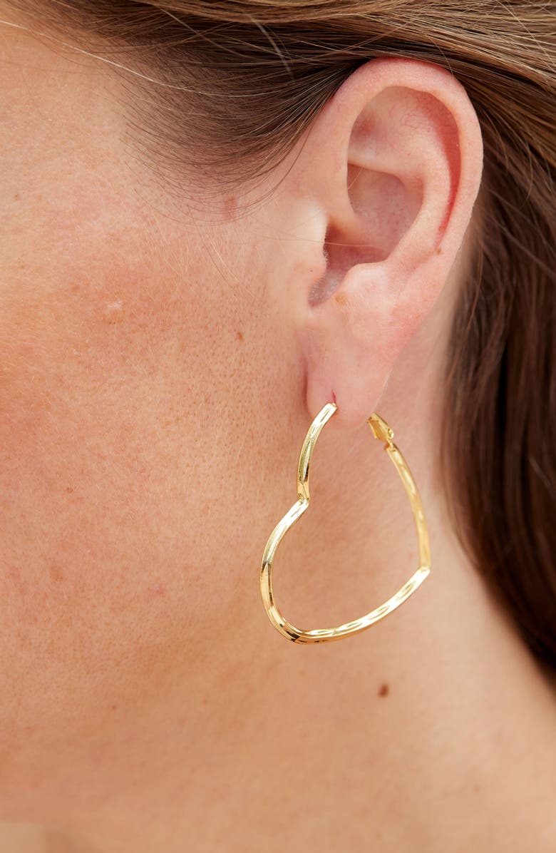 SAVVY CIE JEWELS Textured Open Heart Hoop Earrings, Alternate, color, Gold