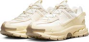 Nike Zoom Vomero Roam Winterized Sneaker