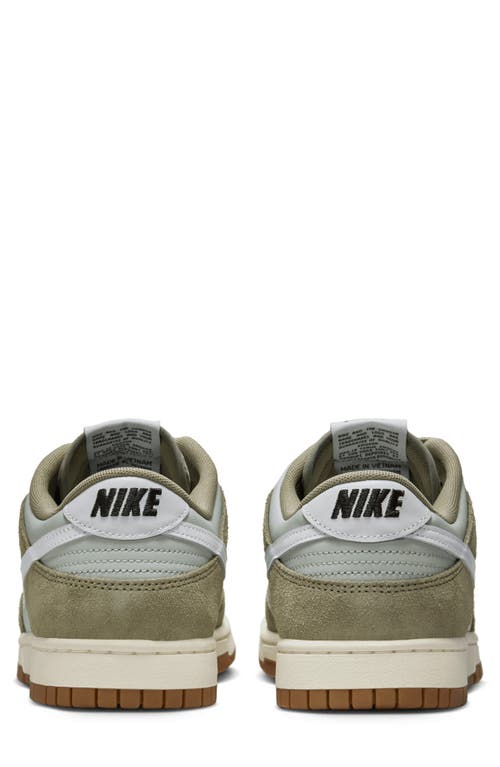 Nike Dunk Low Se Basketball Sneaker In Green