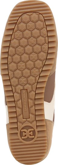 Zaria Low Top Sneaker