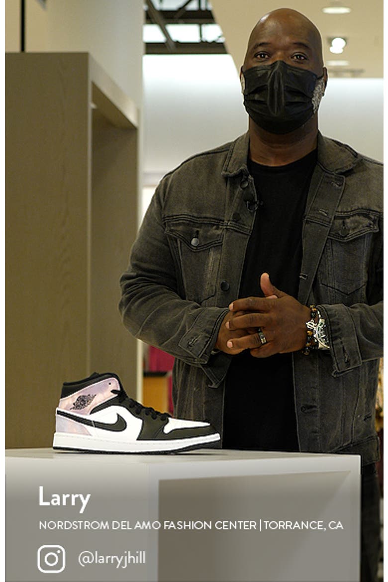 Air Jordan Mid SE Basketball Sneaker video