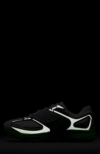 Air Pegasus Wave Sneaker
