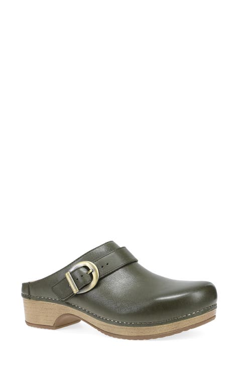 Low heel dansko clogs online