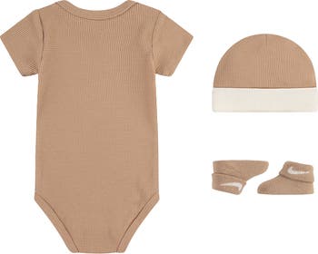 Waffle Knit Bodysuit, Hat & Booties Set