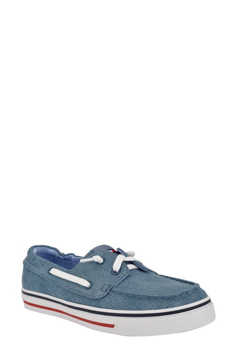 Oimate Boat Sneaker (Women)