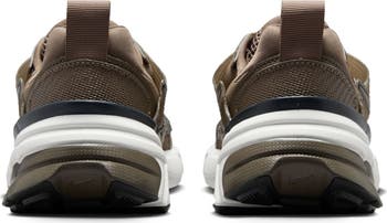 V2K Run Sneaker