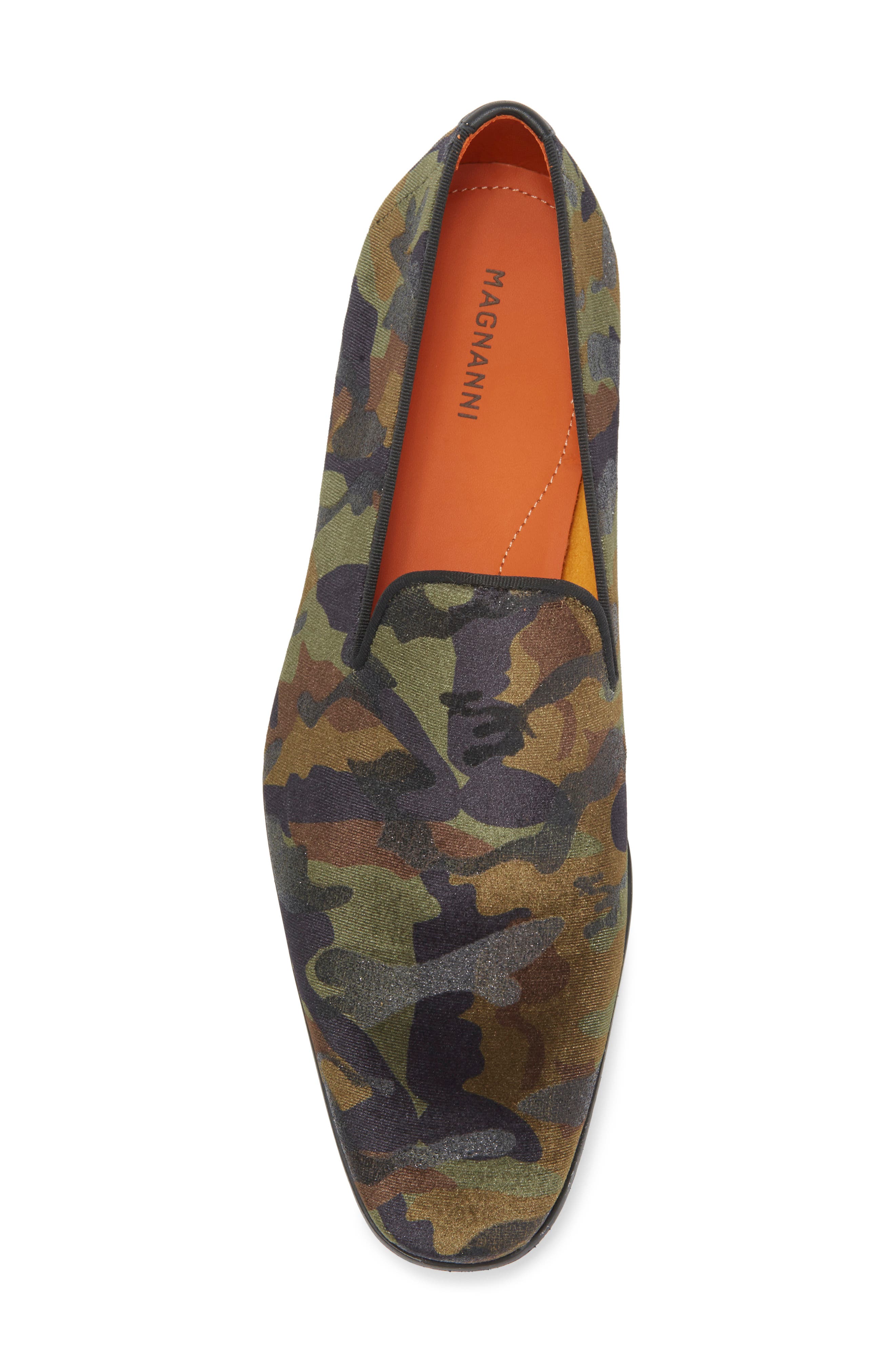 Magnanni Voto Camo Velvet Loafer, Alternate, color, 