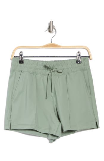 Yogalicious Halo Woven Pace Perfection Shorts