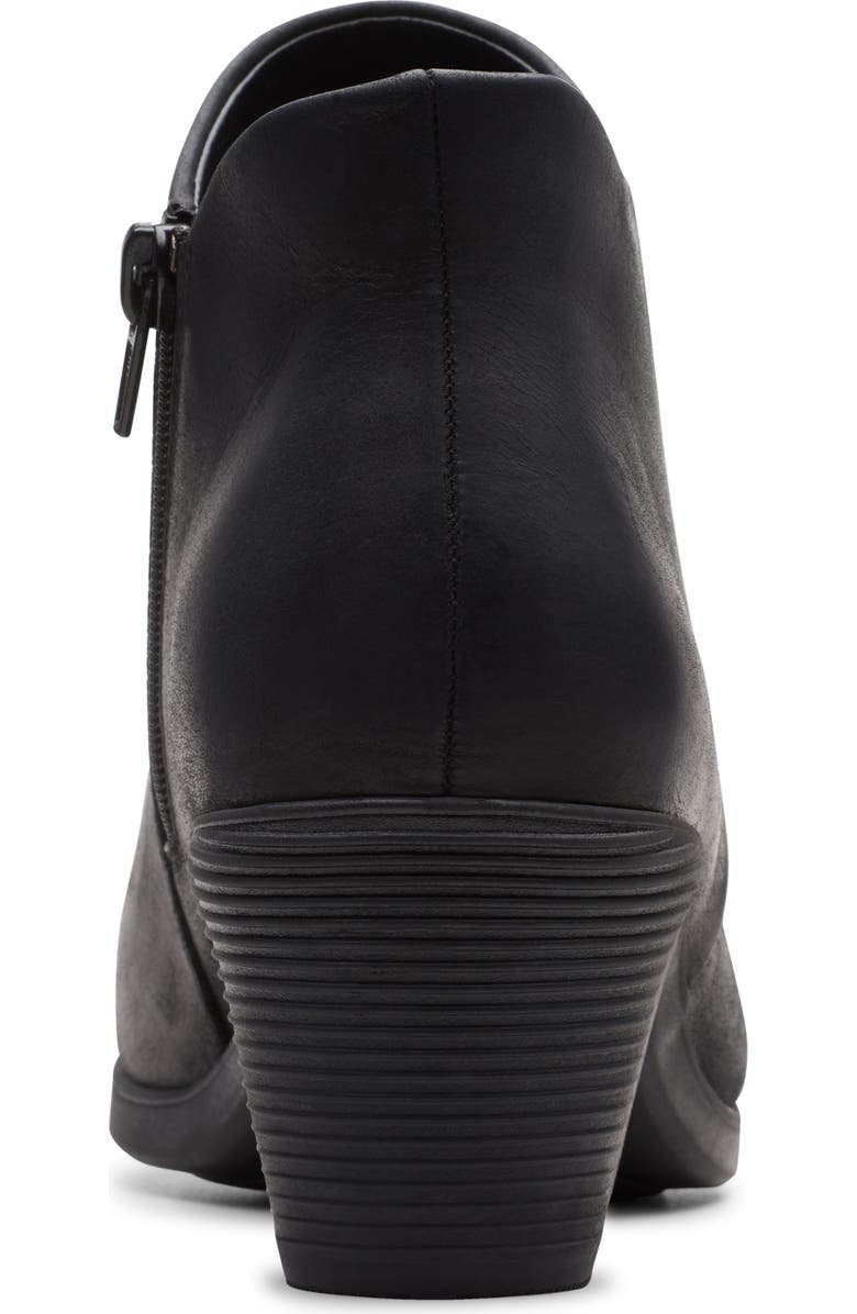 Clarks<sup>®</sup> Un Lindel Bootie, Alternate, color,