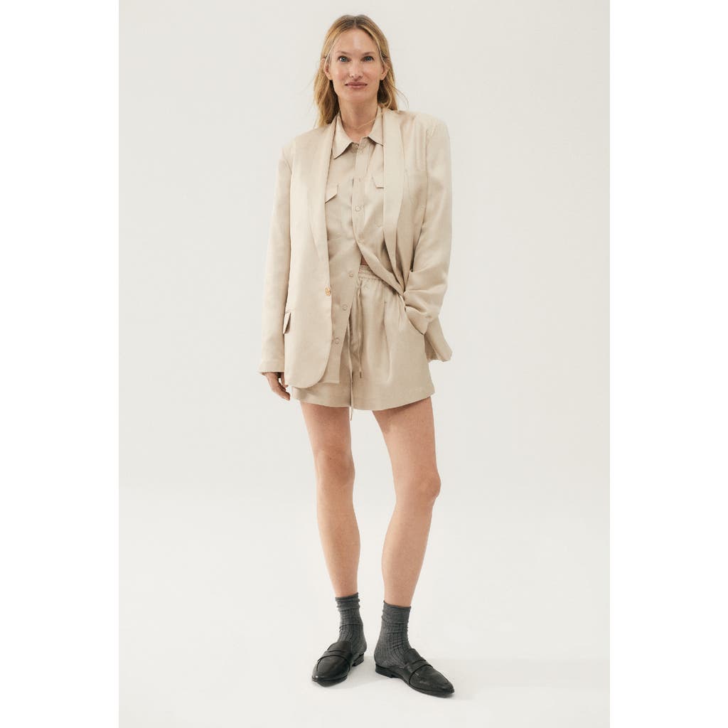 Silk Laundry Twill Slouch Shorts Hazelnut In Hazelnut