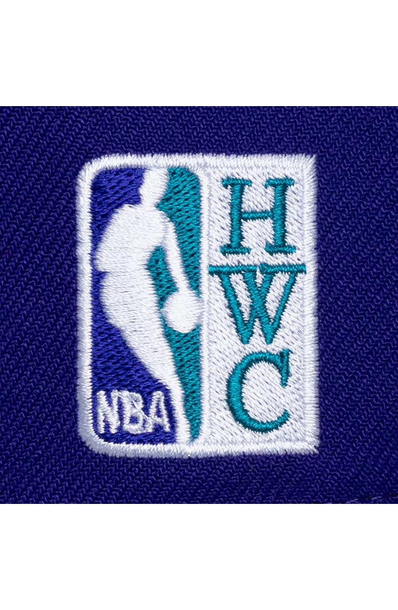 Mitchell & Ness Men's Mitchell & Ness  Purple Charlotte Hornets Legendary Home Pro Pinch Snapback Hat, Alternate, color, 