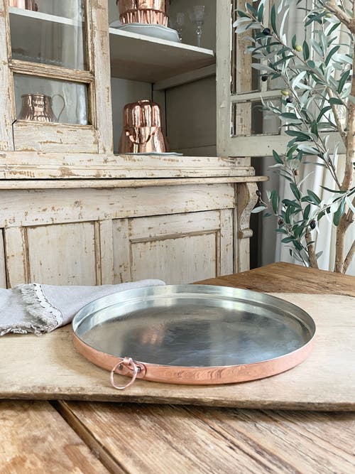 Coppermill Kitchen Vintage Inspired Copper Round Baking Tray In Copper