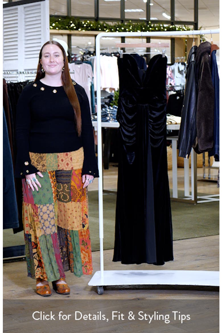 Vienne Deep Plunge Neck Velvet Gown video