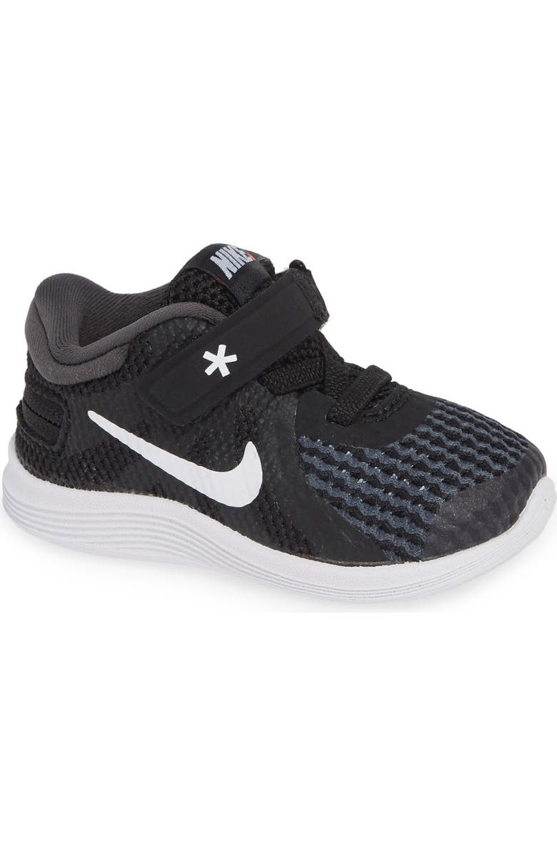 Nike Revolution 4 Flyease Sneaker, Main, color,