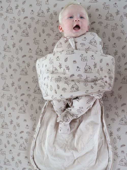 Gunamuna Swaddle Sleep Bag, 1.0 Tog In Pink