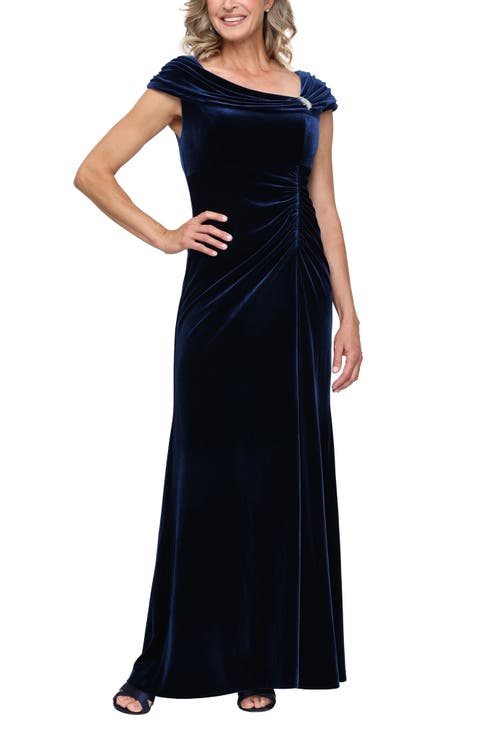 Embellished Neck Stretch Velvet Gown