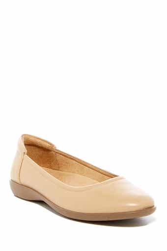 Naturalizer Flexy Leather Flat - Wide Width Available