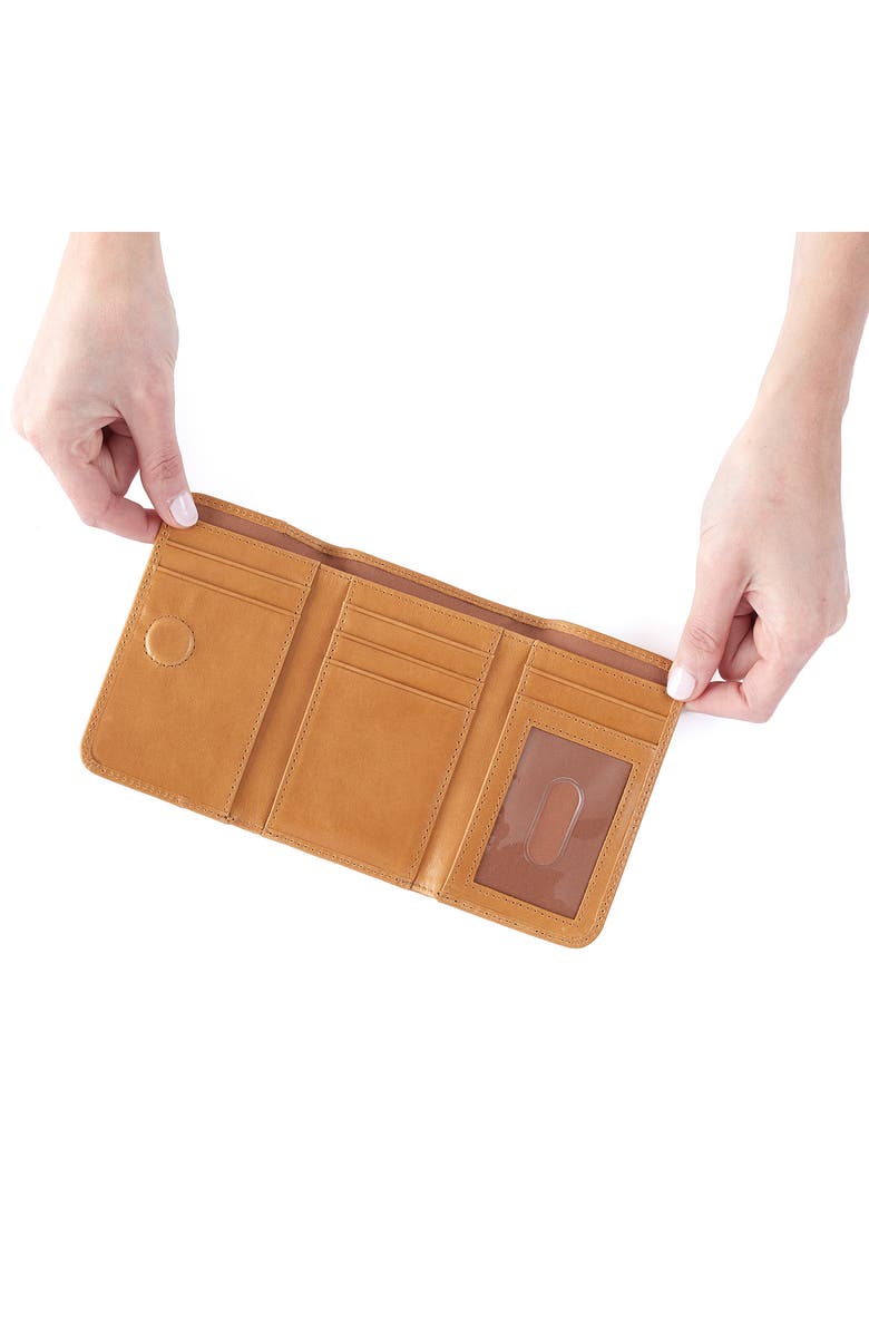 HOBO Jill Leather Trifold Wallet, Alternate, color, Natural