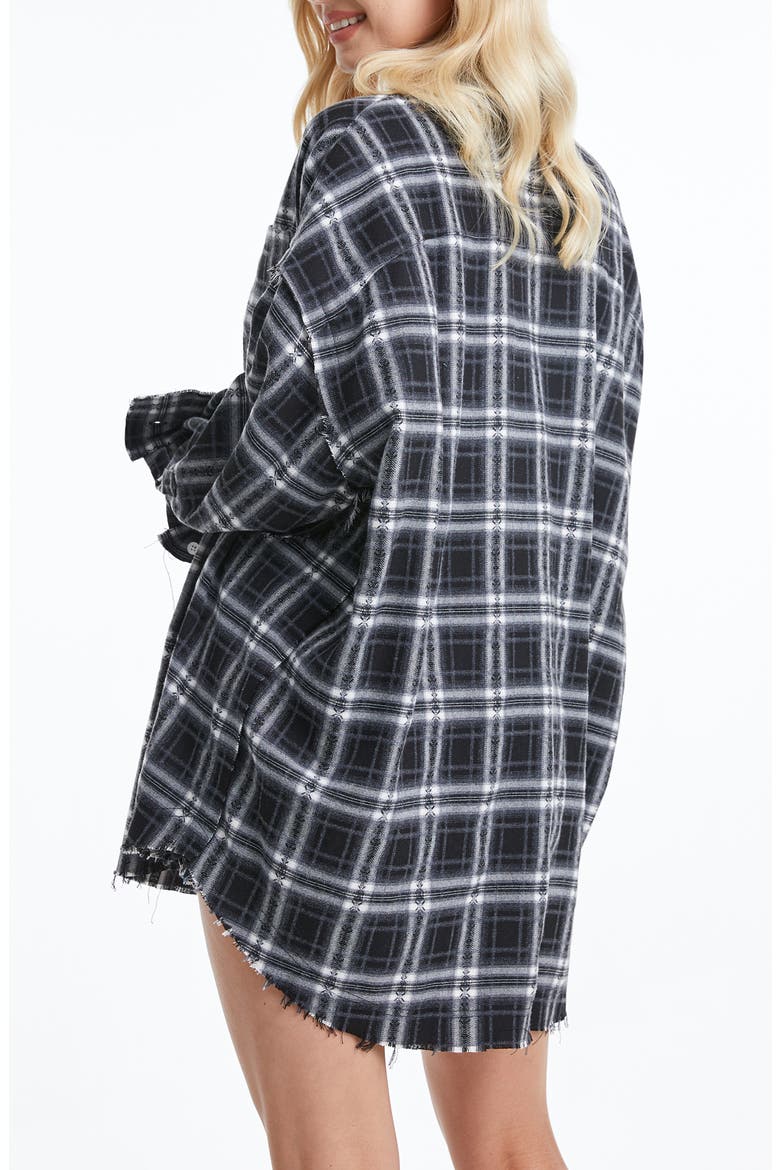 Plaid Fray Oversize Shirt, Alternate, color, BLACK/ WHITE PLAID