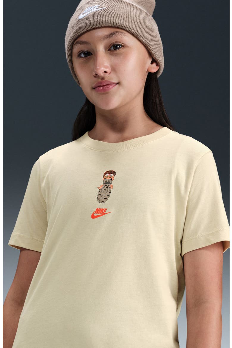 Kids' Sportswear Club Graphic T-Shirt, Alternate, color, LIGHT KHAKI