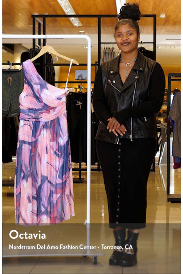 Print Ruched One-Shoulder Dress video
