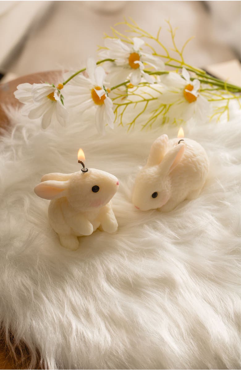 Southlake gifts Blushing Bunny Candle, Alternate, color, Looking Up