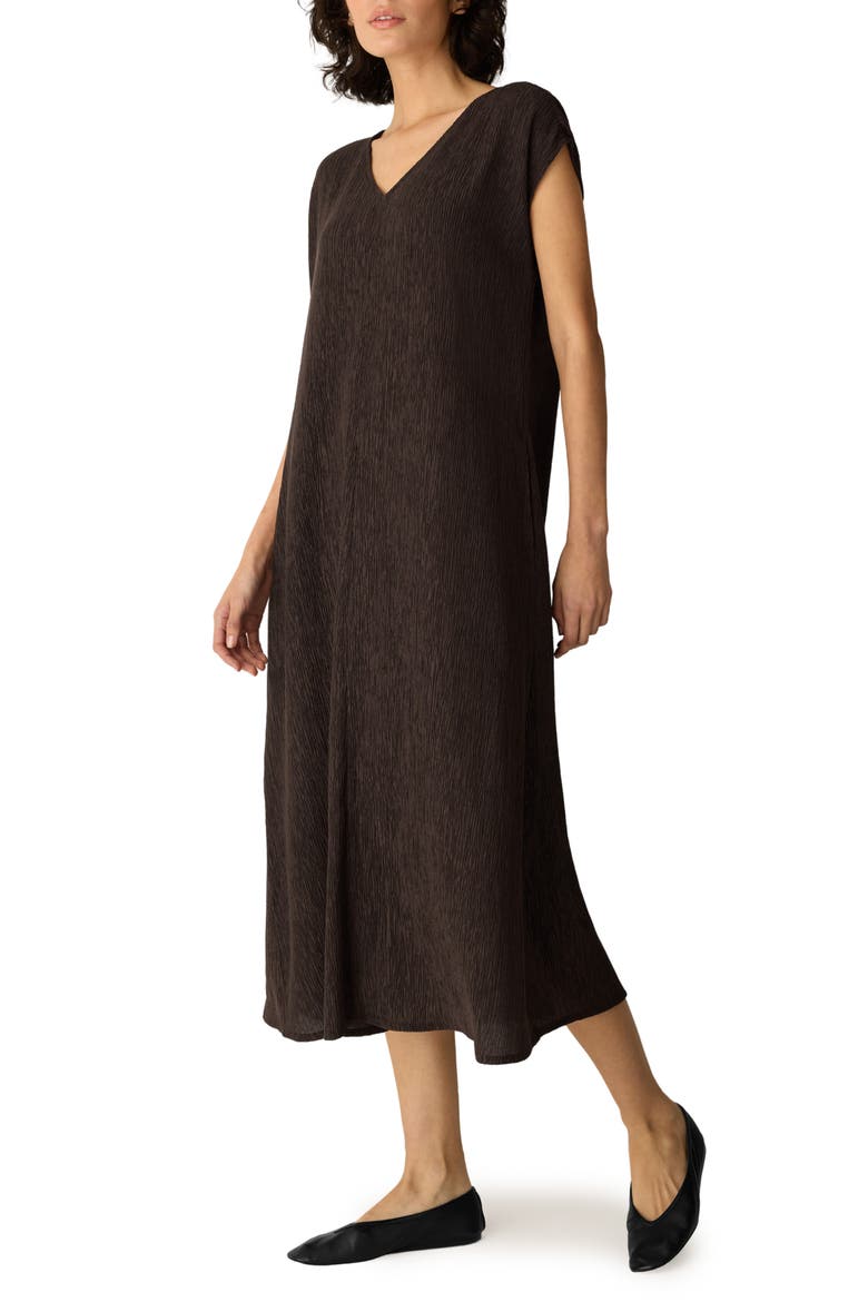 V-Neck Crinkle Midi Dress, Alternate, color, TRUFFLE