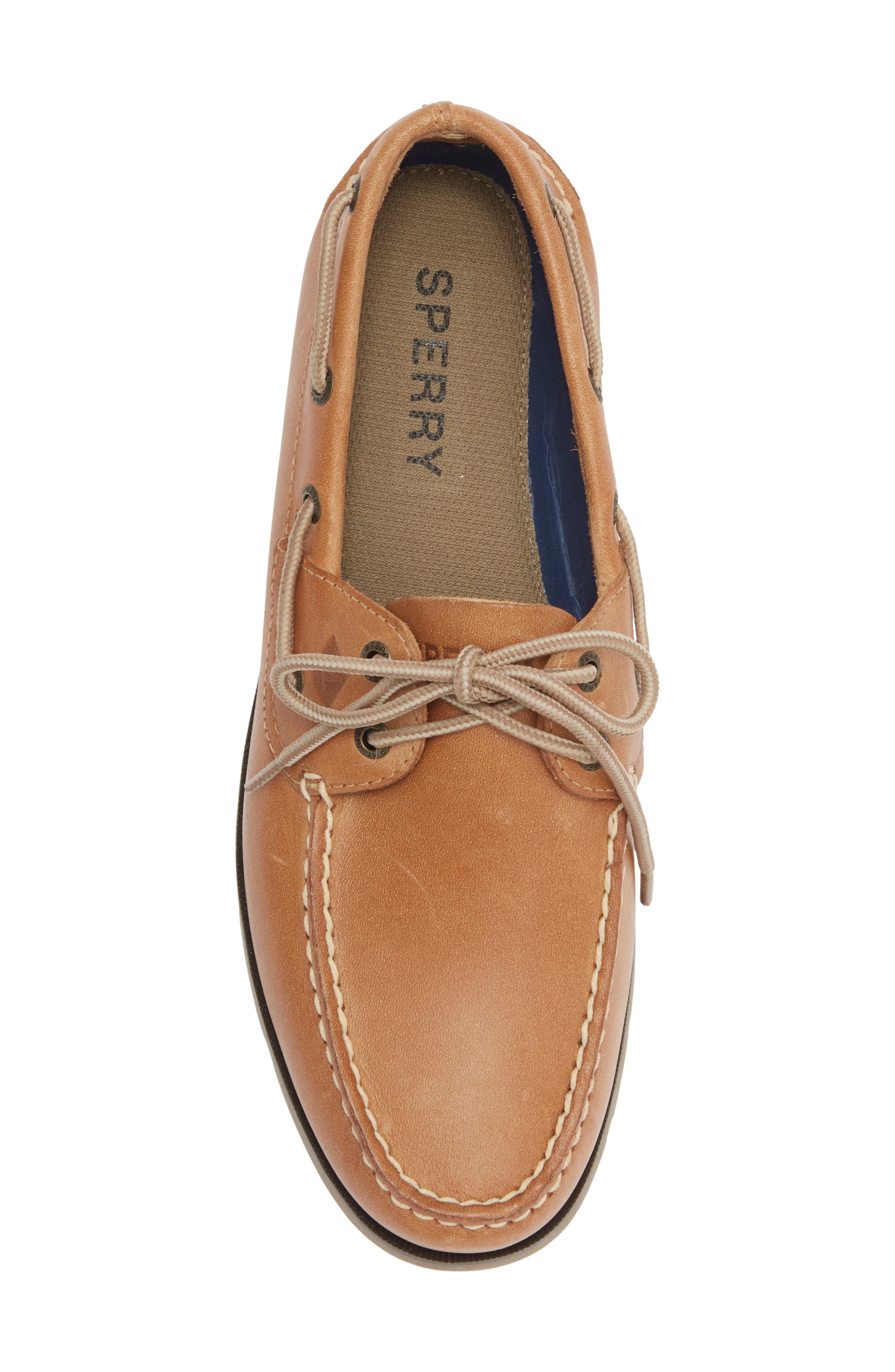 Sperry Leeward 2-Eye Boat Shoe, Alternate, color, Natural