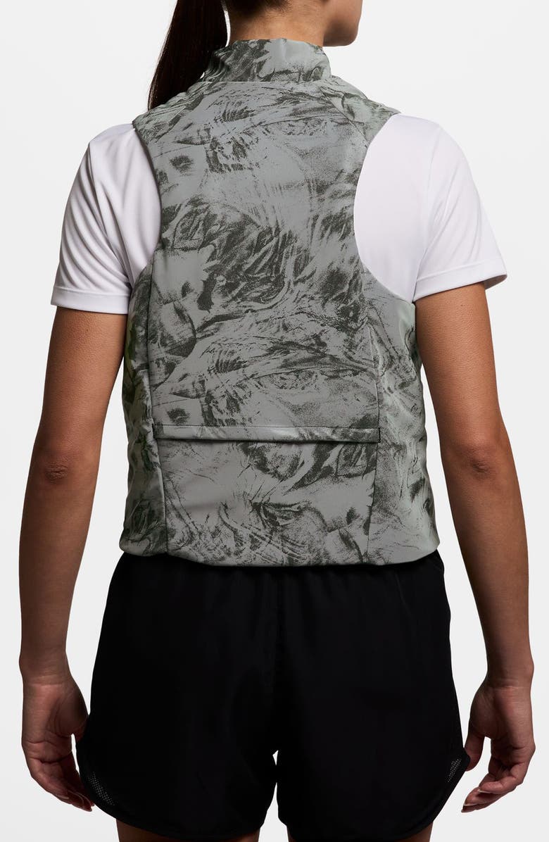 Nike Therma-FIT ADV Reflective Running Vest, Alternate, color, Vast Grey/ Black