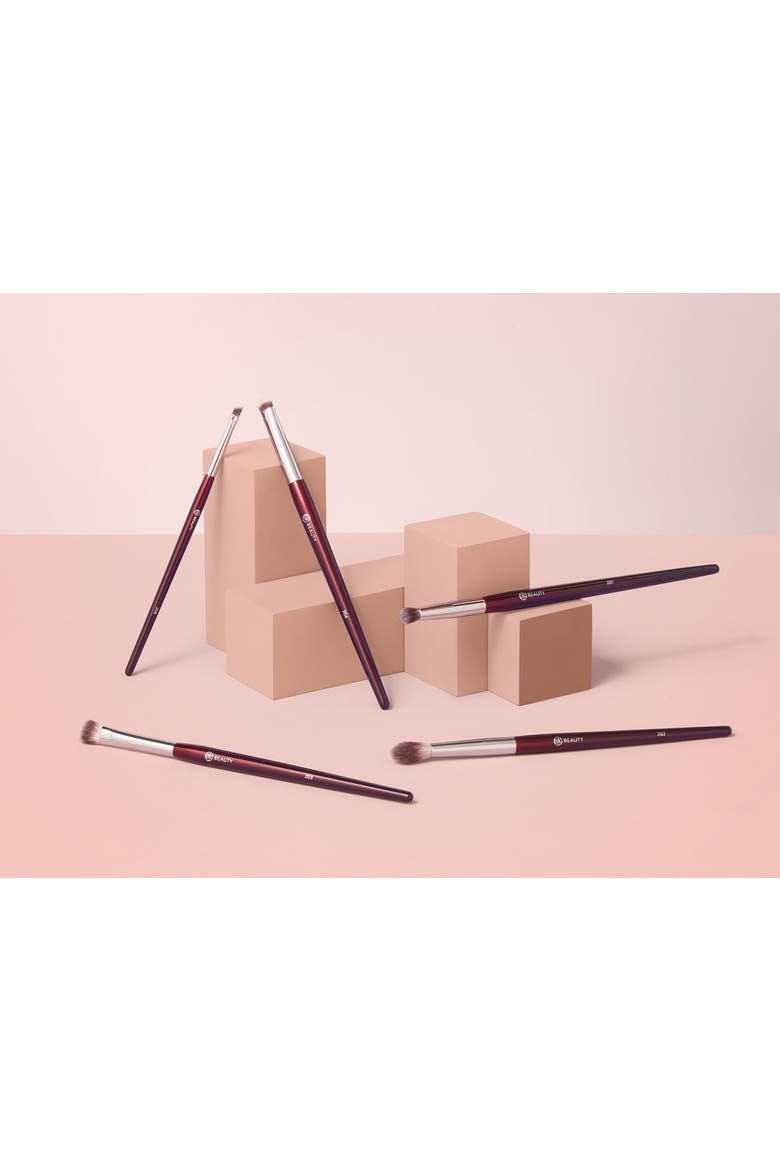 Brush Set for Hooded & Smaller Eyes, Alternate, color, Burgundy