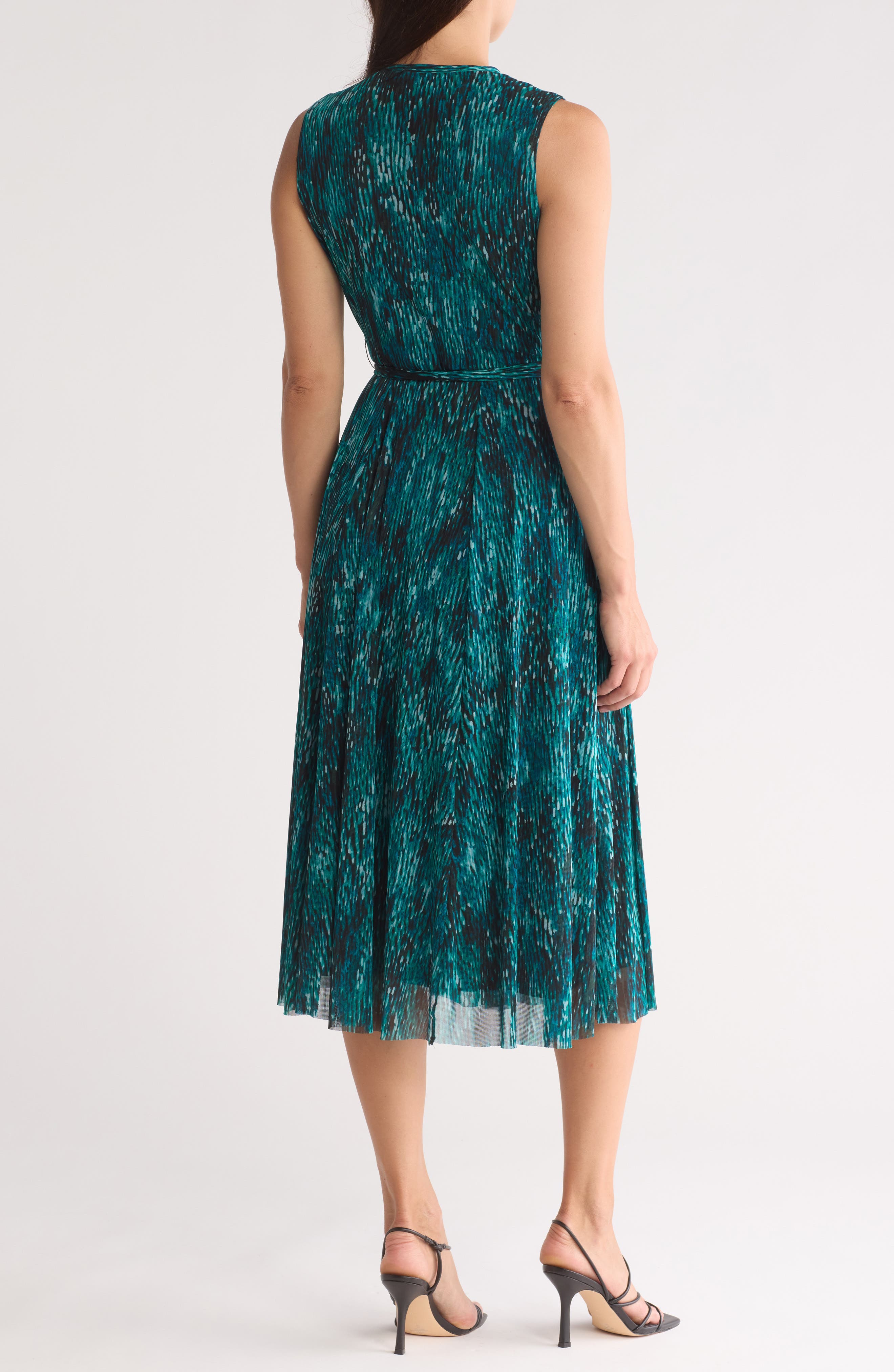 gold button dress Tweed Knit Dress– Beyazura.com CHRISTIAN DIOR NEWSPAPER PRINT Color:Fluorescent Green picture:Polyester