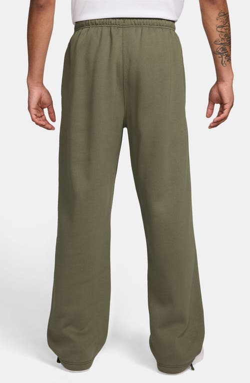 Nike Solo Swoosh Open Hem Fleece Sweatpants In Green