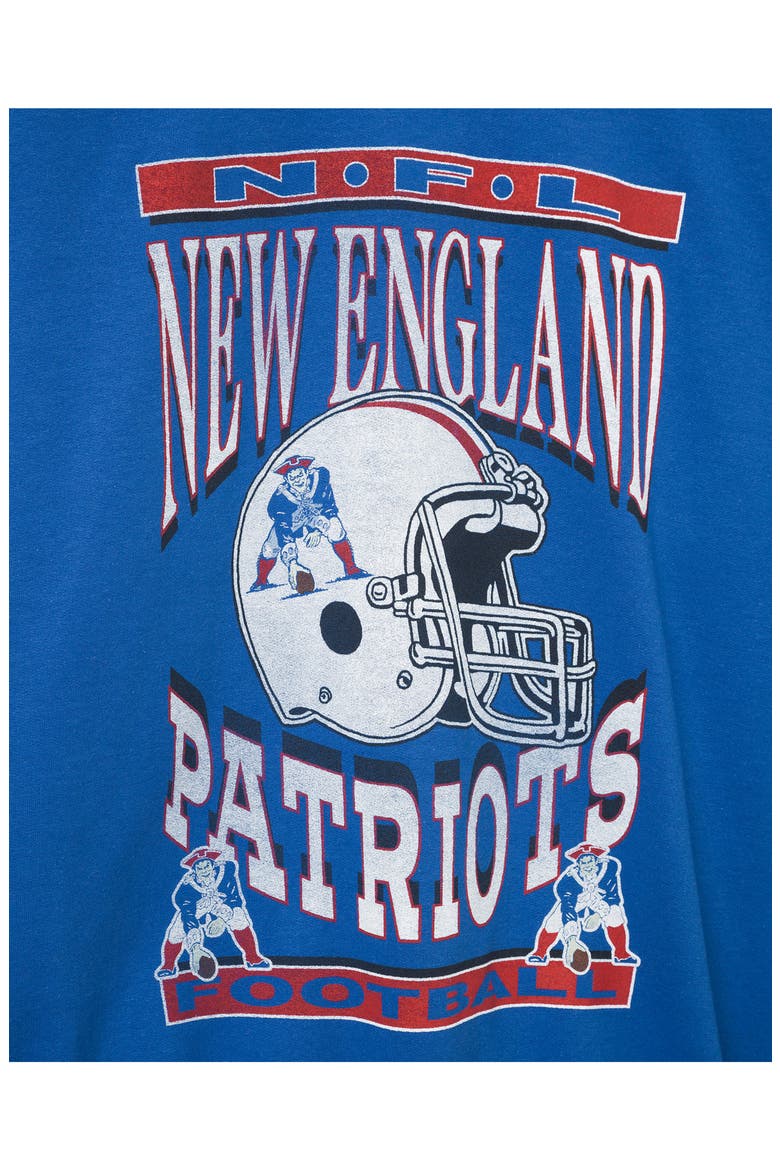 New England Patriots Helmet Crewneck Sweatshirt, Alternate, color, ROYAL