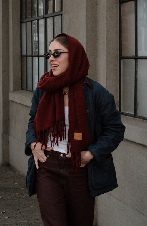 Joiana Jewelry Sweater Scarf In Burgundy