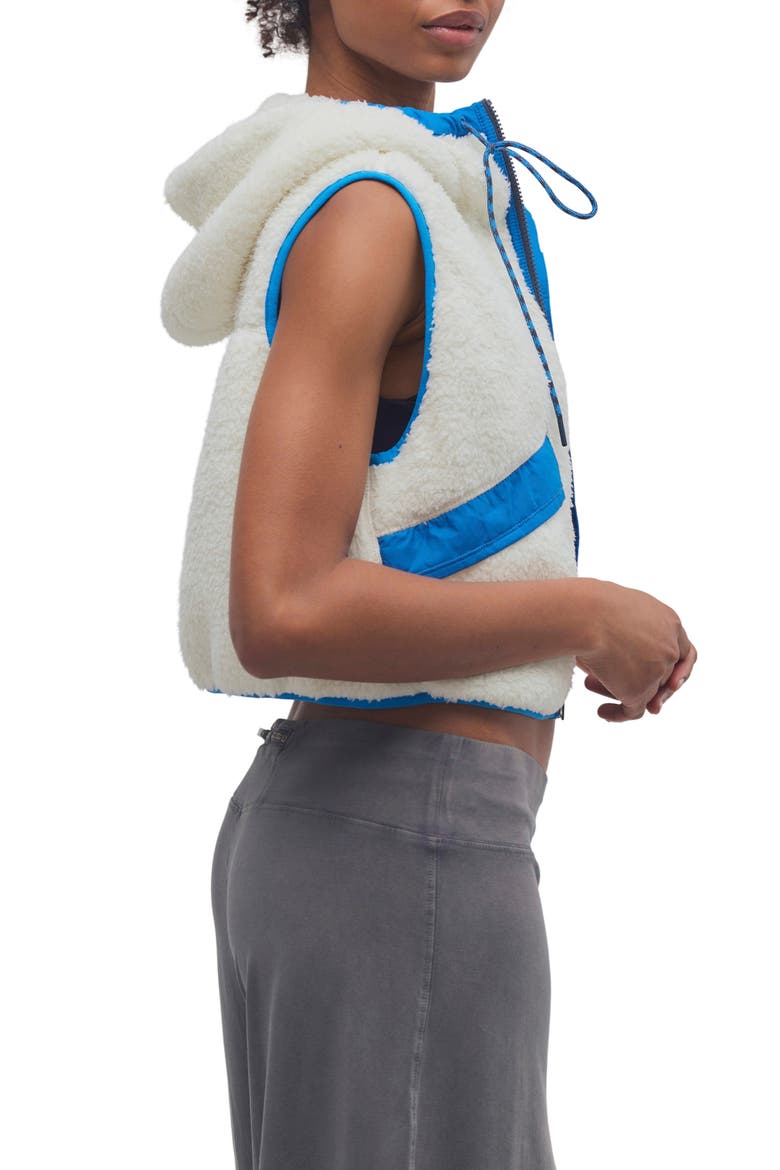 Sky High Fleece Vest, Alternate, color, CREAM/ POWERLINE