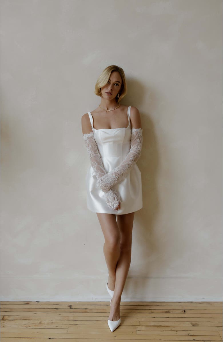 Untamed Petals Madeline Gloves, Alternate, color, 