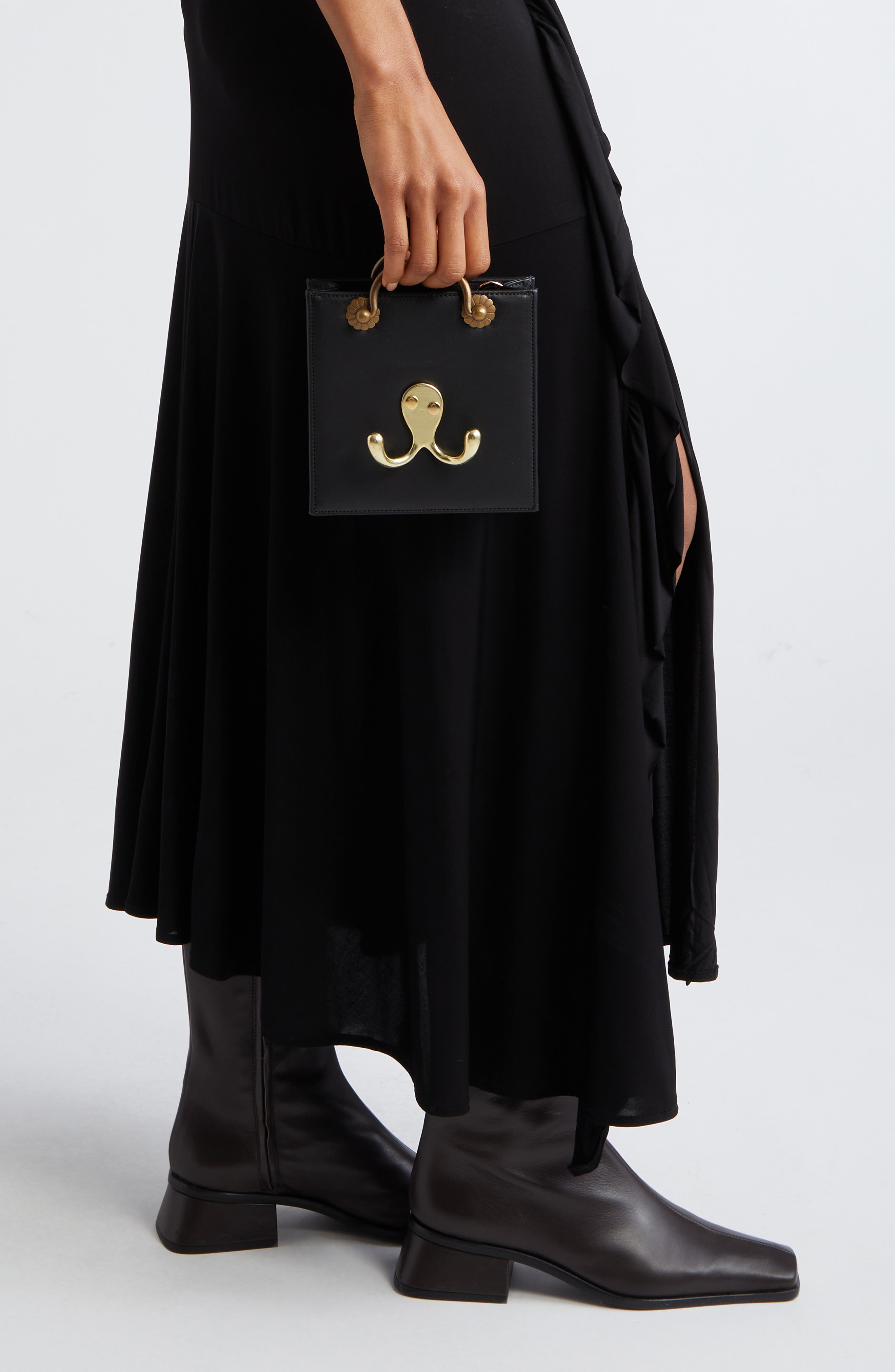 The Baby Beast Bag Leather Tote, Alternate, color, BLACK