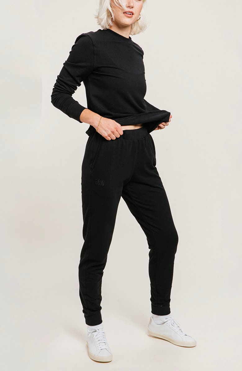 Ocio Women's SoftCore Classic Crewneck, Alternate, color, Black