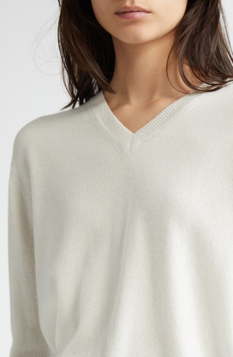 Johnstons of Elgin Classic Cashmere V-Neck Sweater, Alternate, color, 