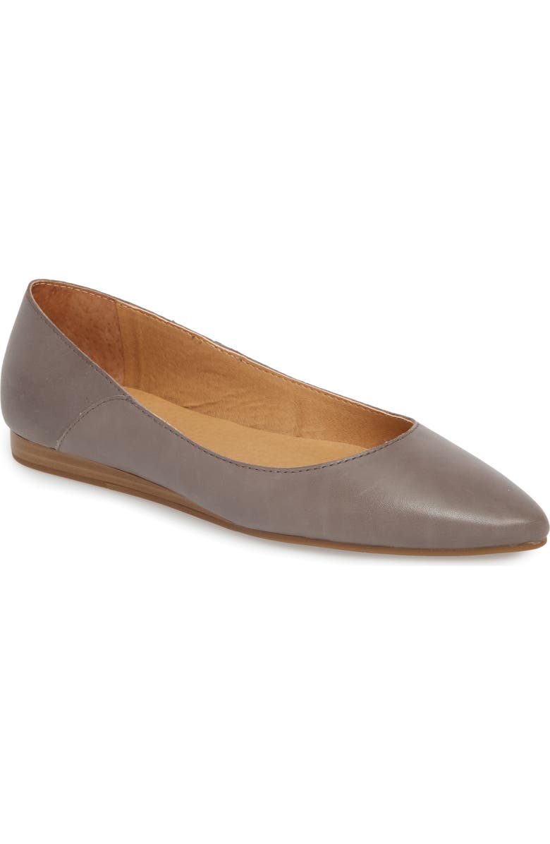 Lucky Brand Bylando Flat, Main, color,
