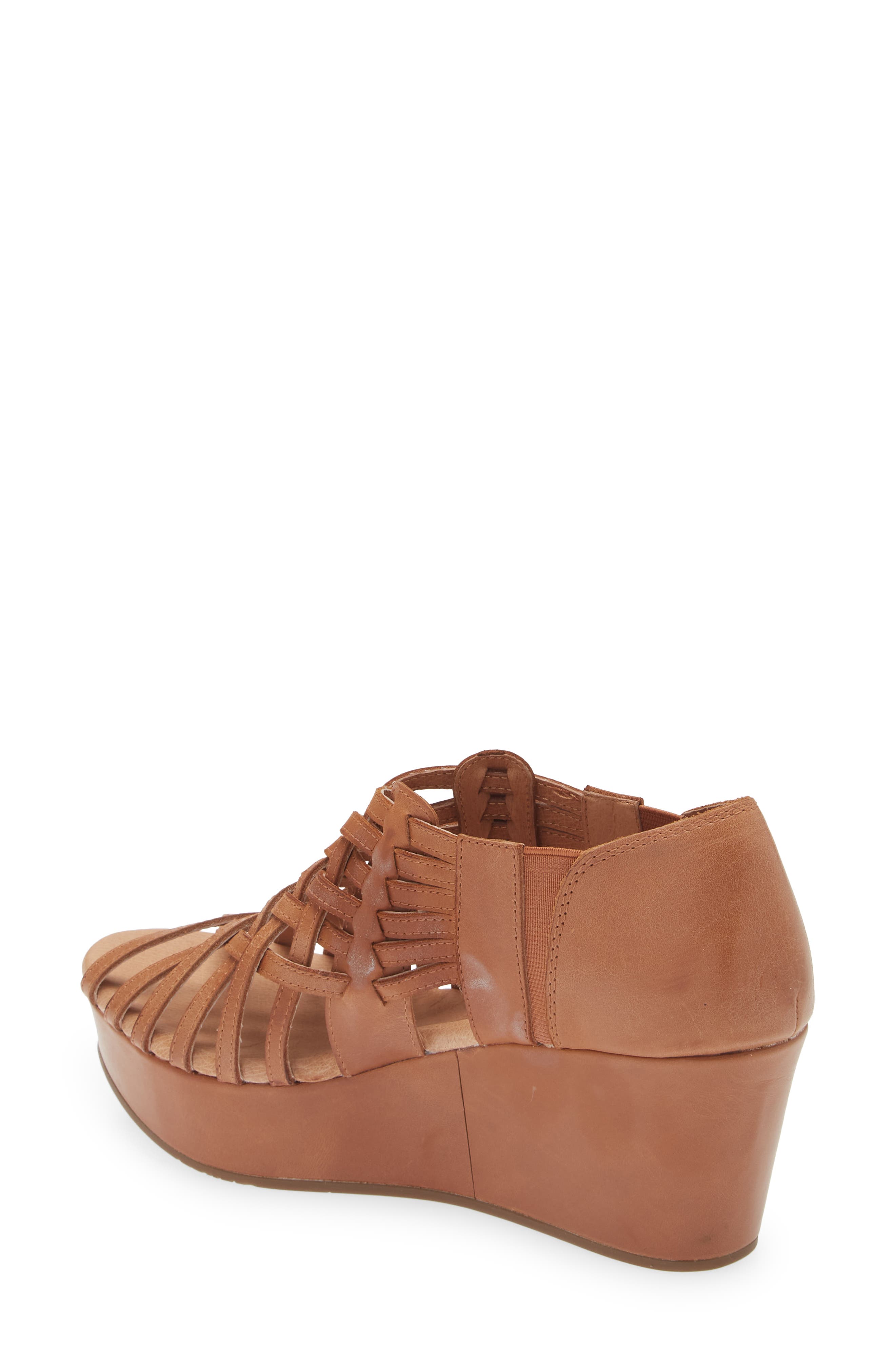 Chocolat Blu Wiz Platform Wedge Sandal, Alternate, color, 