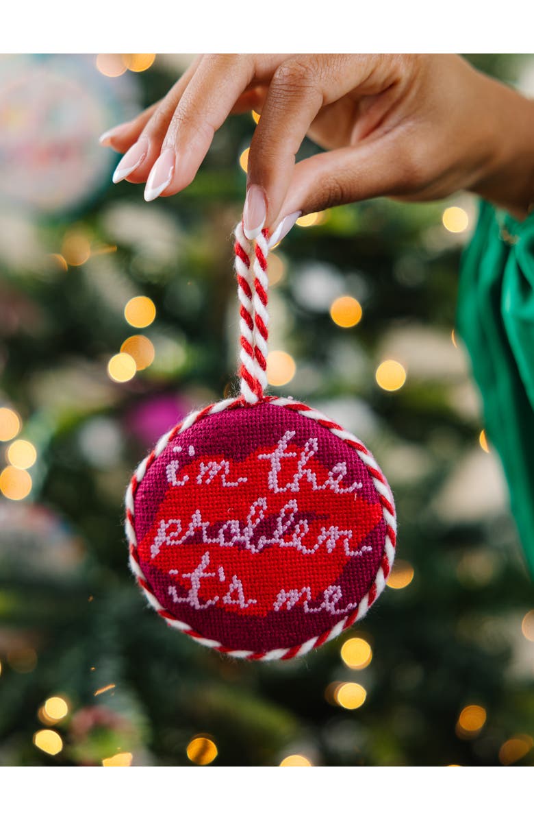 Furbish Needlepoint Ornament - It
s Me, Alternate, color, Burgundy