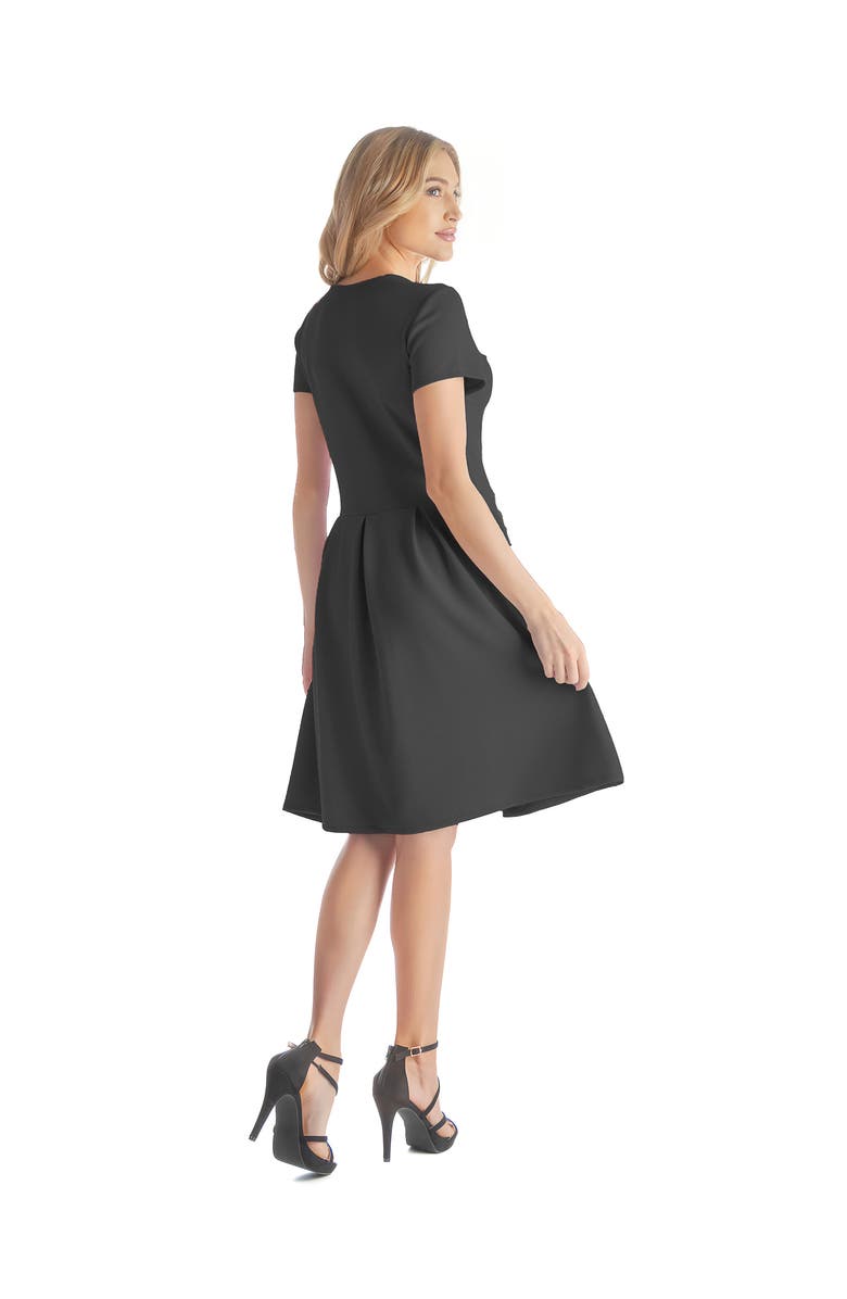 24seven Comfort Apparel Scoop Neck Knee Length Pleated Pocket Dress, Alternate, color, Black