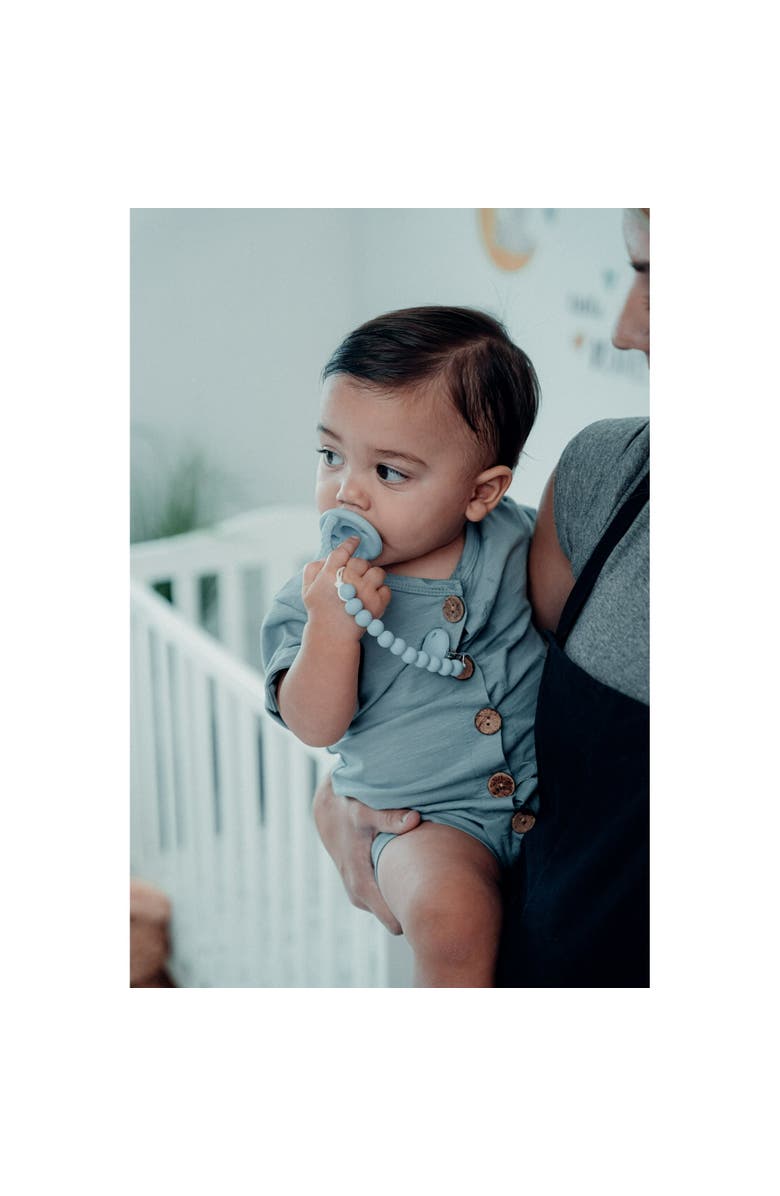 Comfy Cubs Pacifiers, 4 Pack - Flat,  0 to 18 Months, Alternate, color, Blue