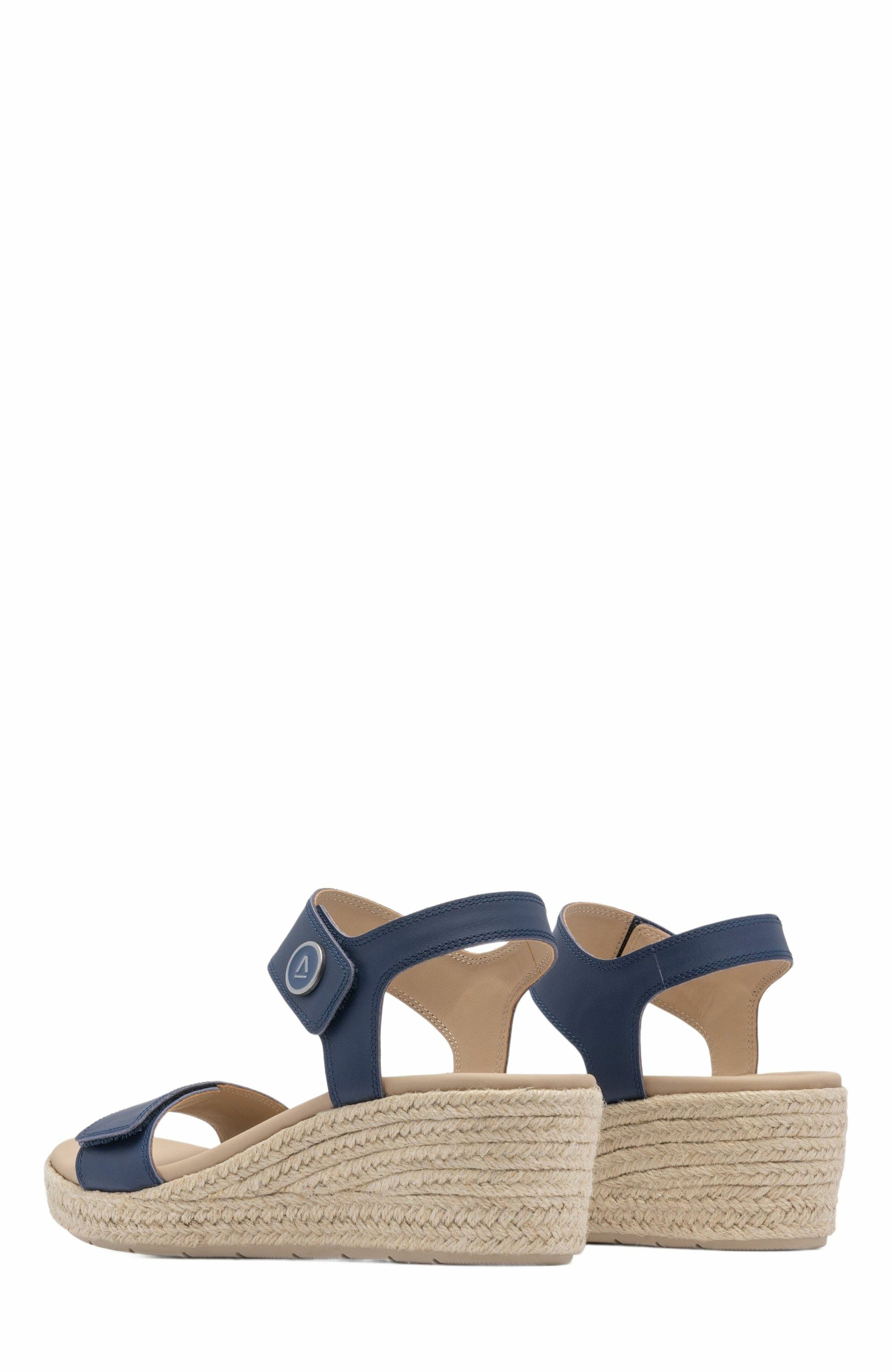 Riviera Strap Sandal, Alternate, color, Navy - Regular