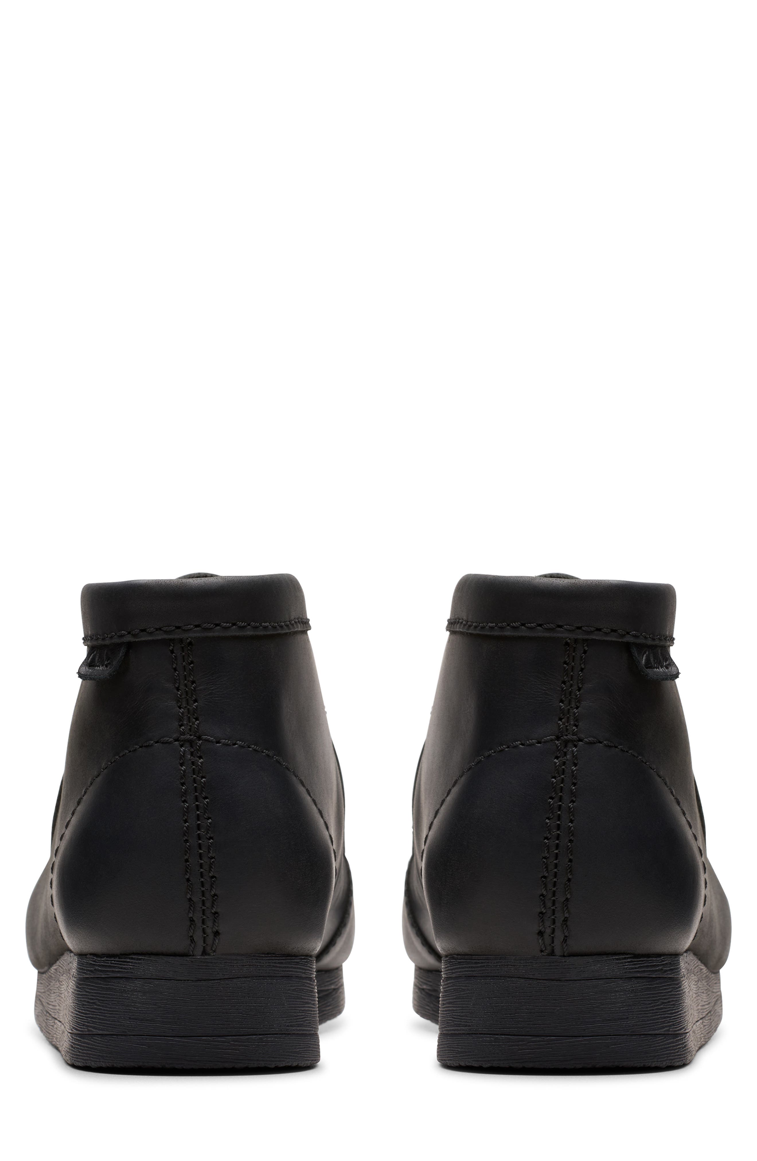 Clarks<sup>®</sup> Wallaston Chukka Boot, Alternate, color, Black Leather