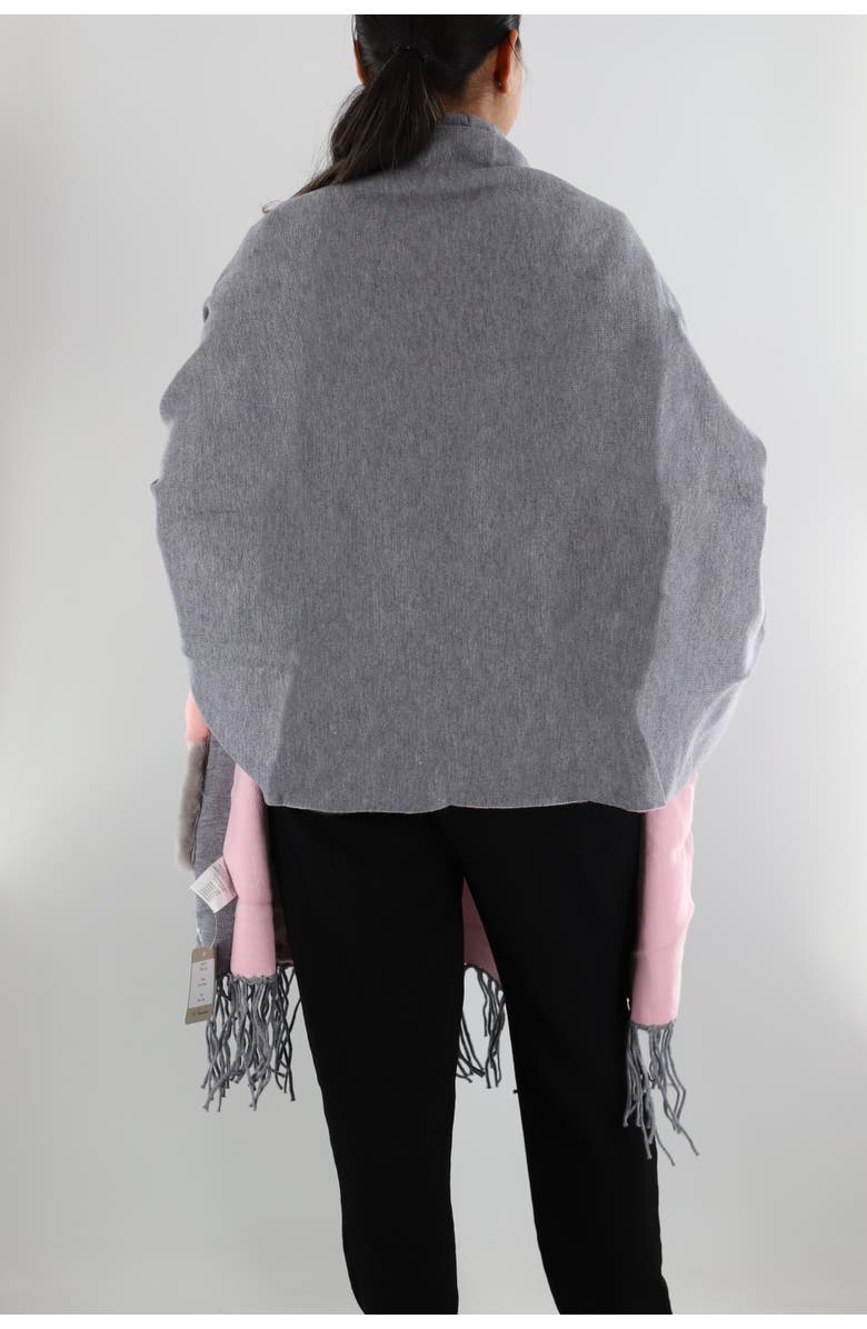 La Fiorentina Wrap with Faux Fur Pockets, Alternate, color, Grey/Pink
