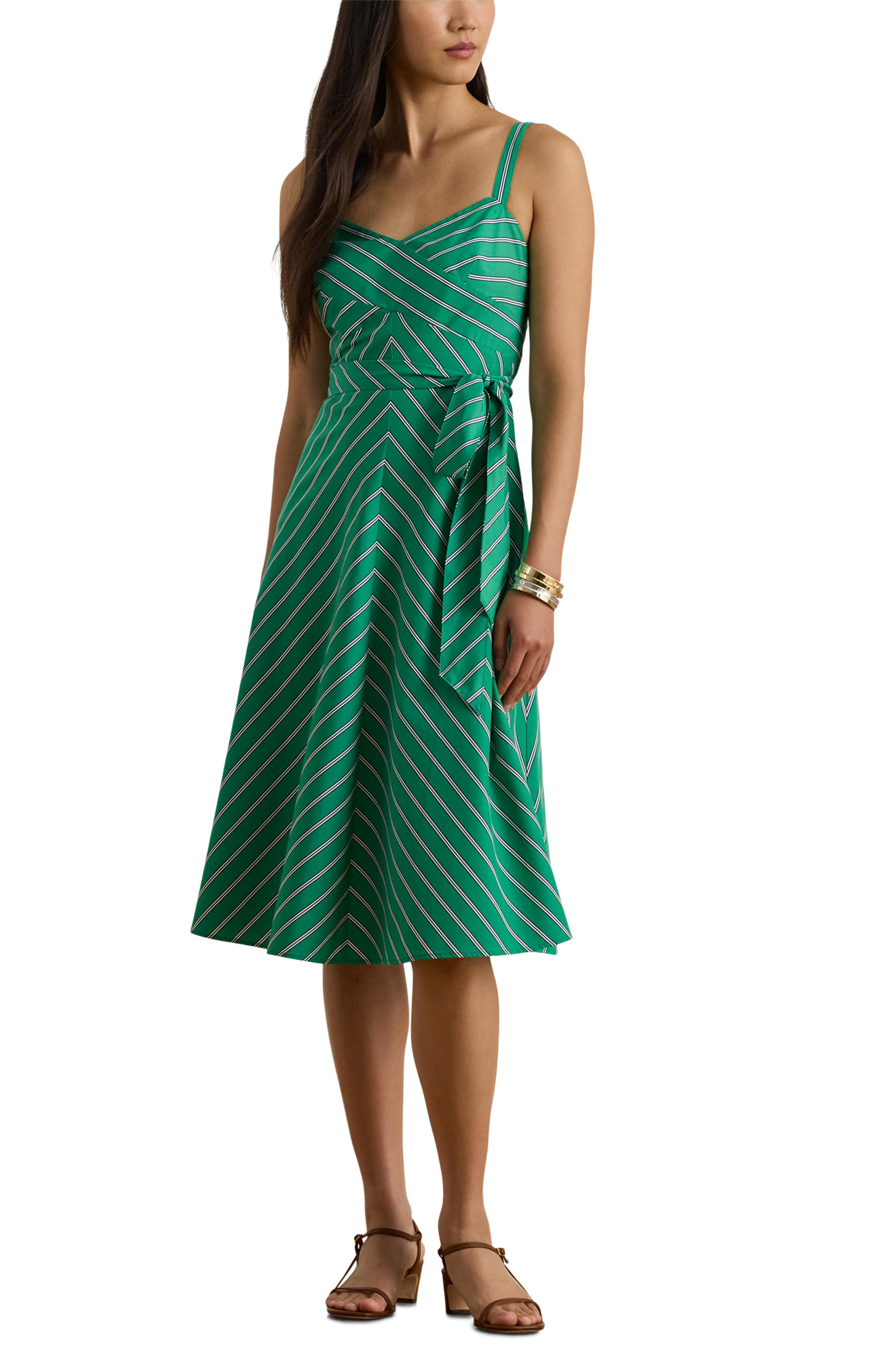 selected GREEN/ WHITE
