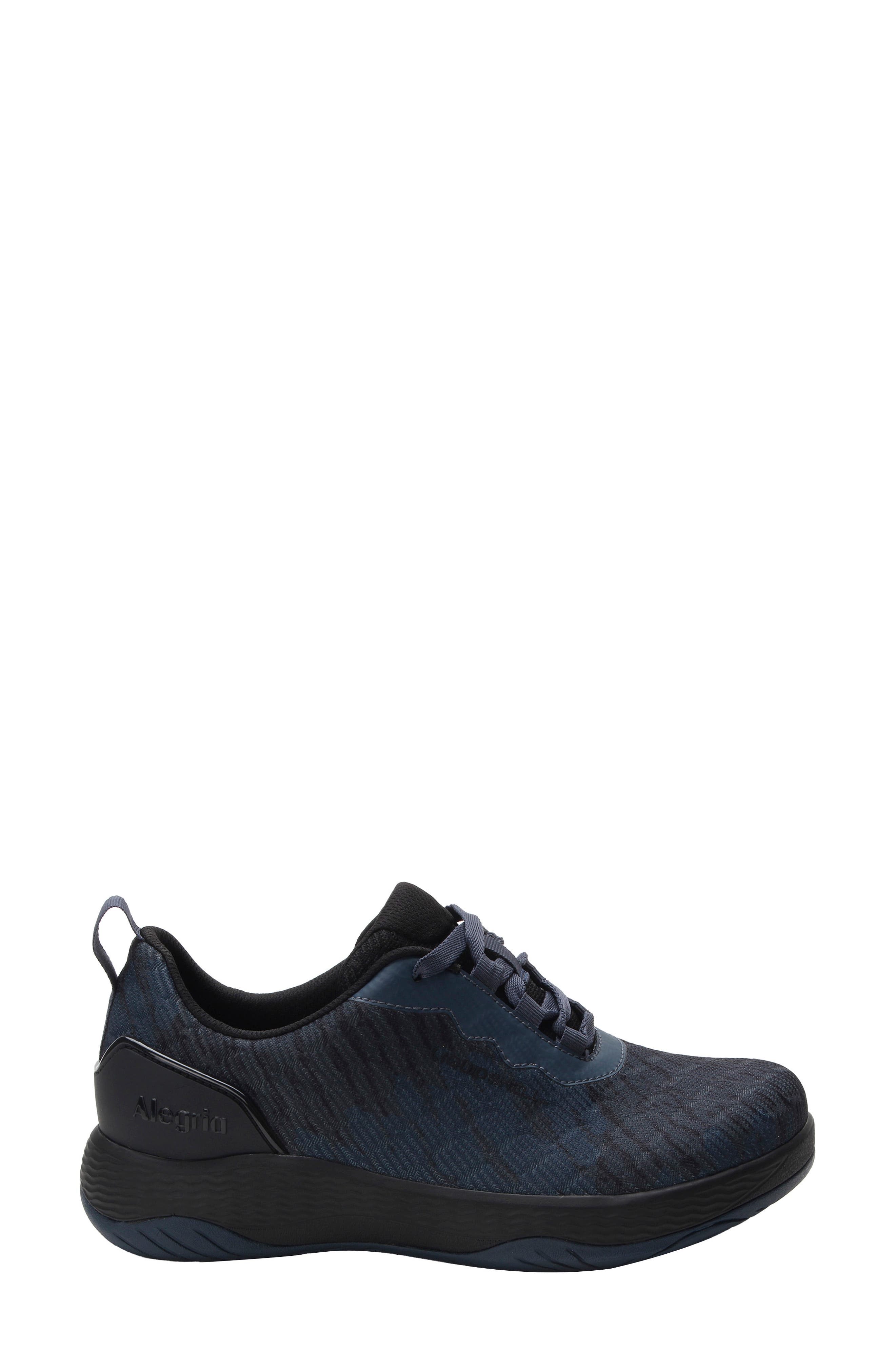 In8 Sneaker - image 4